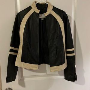 Vintage Wilson leather jacket from the early 2000’s